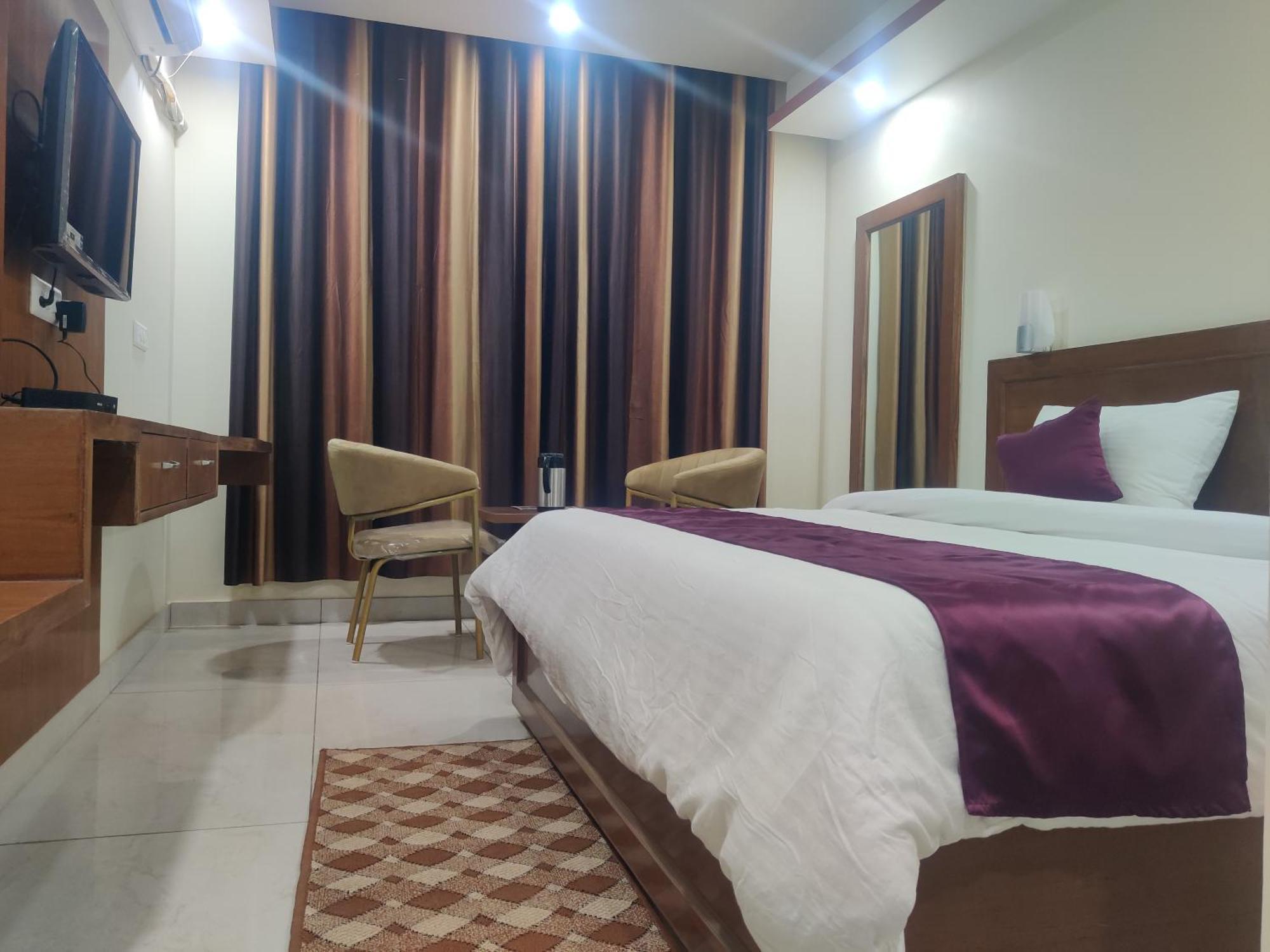 Hotel Hv Nahan Bagian luar foto