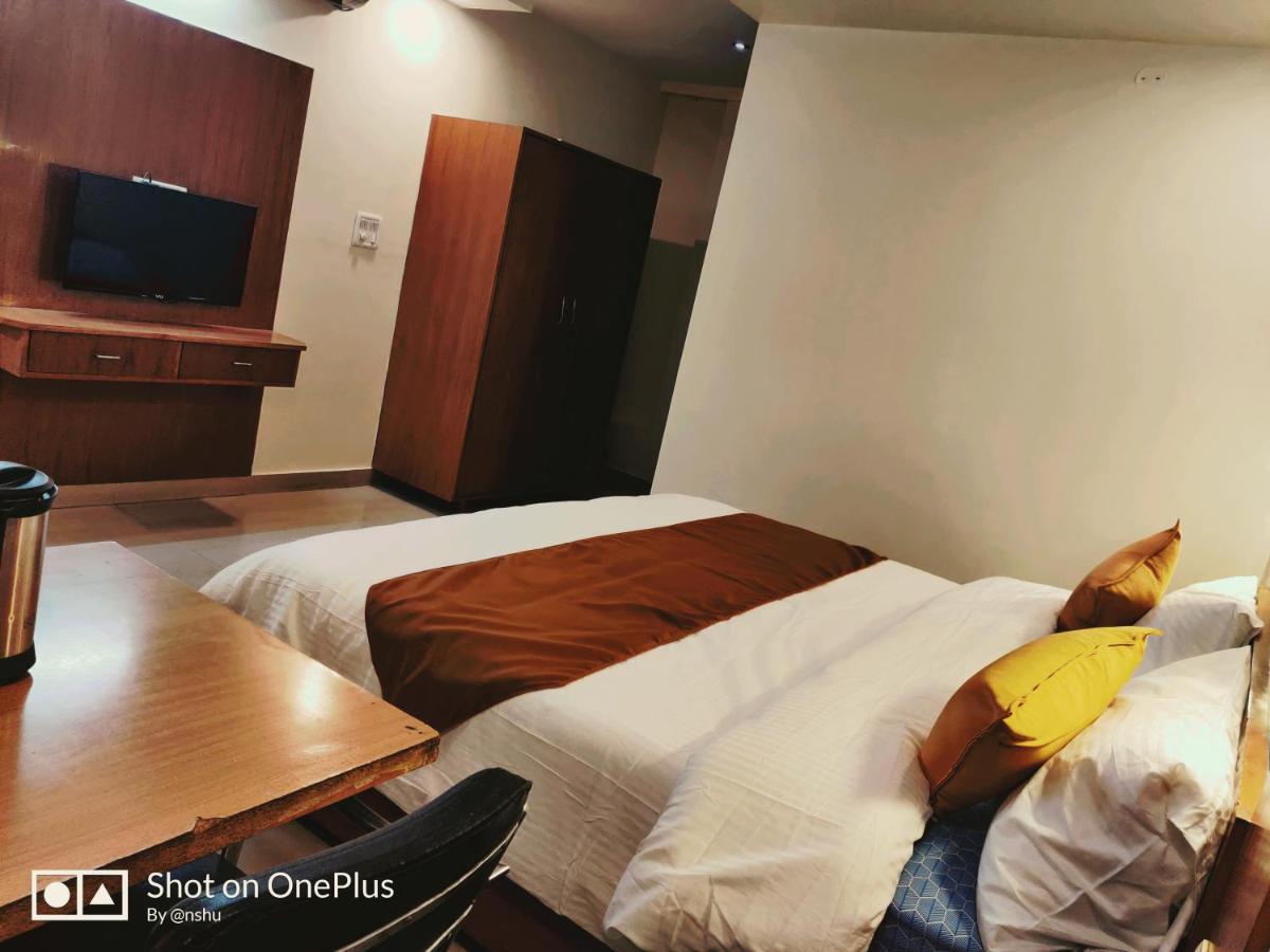 Hotel Hv Nahan Bagian luar foto
